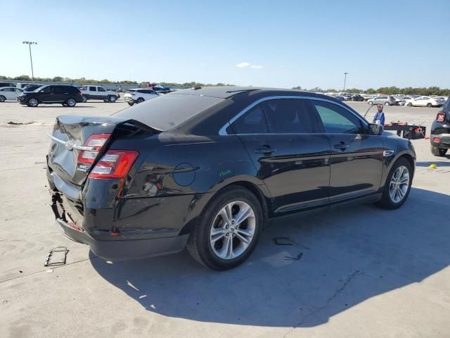 2016 Ford Taurus SEL