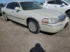 2005 Lincoln Town Car Signature