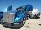 2017 Kenworth Construction T680