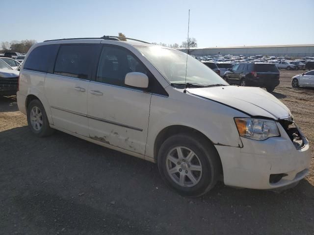 2010 Chrysler Town & Country Touring