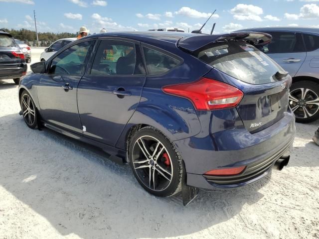 2017 Ford Focus ST