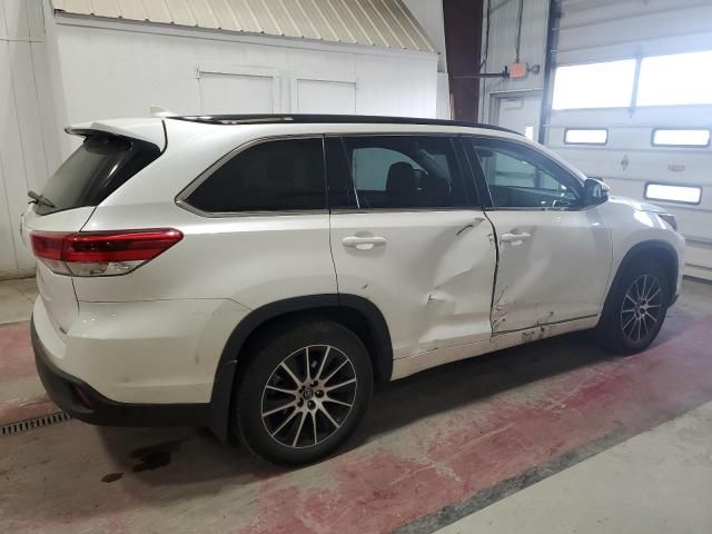 2018 Toyota Highlander SE