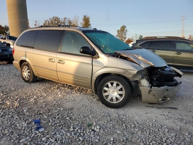 2005 Chrysler Town & Country Touring