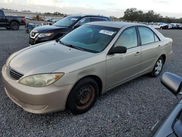 2005 Toyota Camry LE