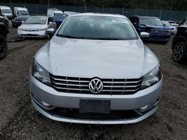 2014 Volkswagen Passat SEL