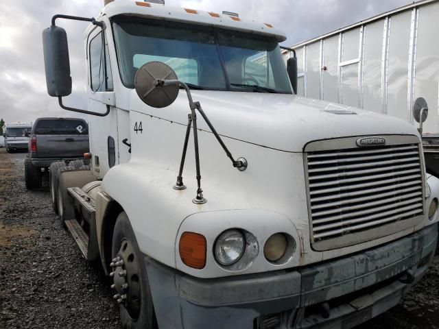 1999 Freightliner Conventional FLC120