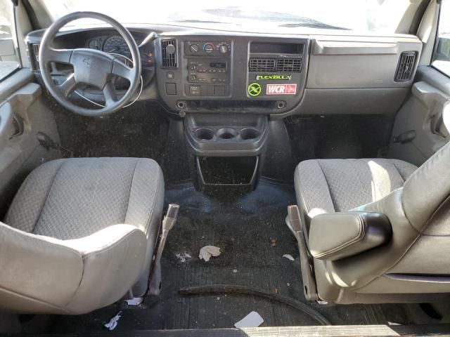 2005 Chevrolet Express G2500