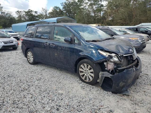 2012 Toyota Sienna XLE