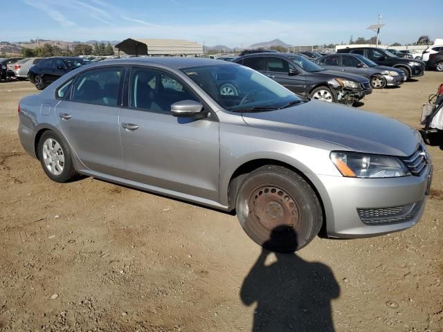 2013 Volkswagen Passat S