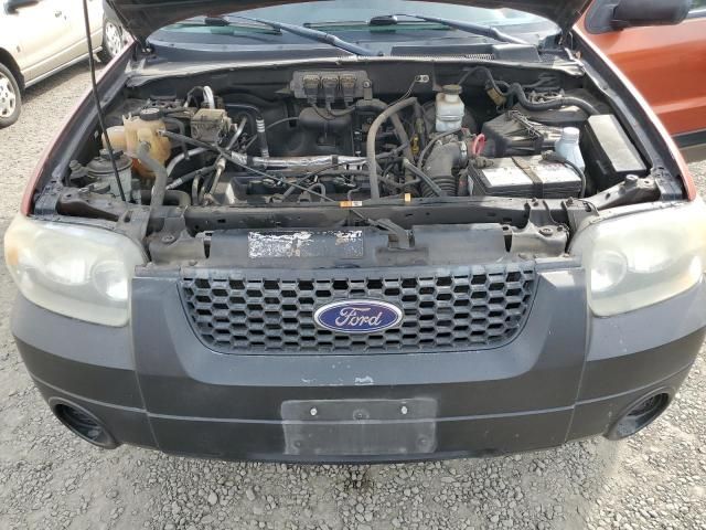 2005 Ford Escape XLS