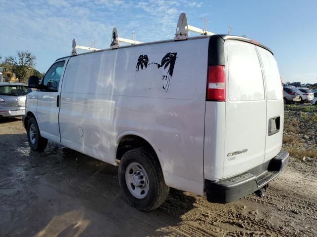 2017 Chevrolet Express G2500