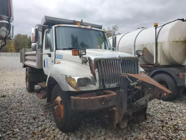 2003 International 7000 7400