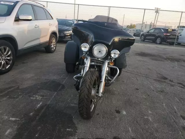 2009 Harley-Davidson Flhtcutg