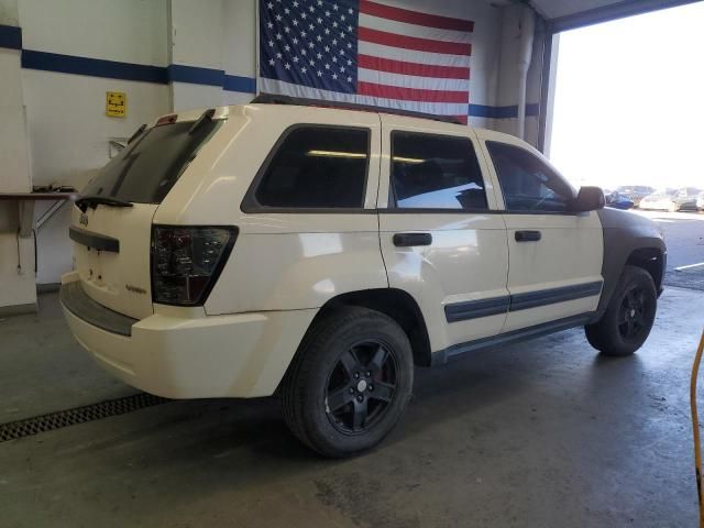 2005 Jeep Grand Cherokee Laredo