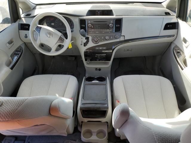 2012 Toyota Sienna LE