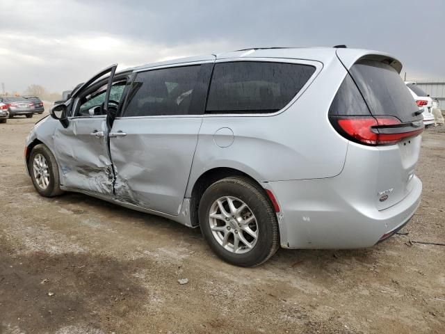 2023 Chrysler Pacifica Touring