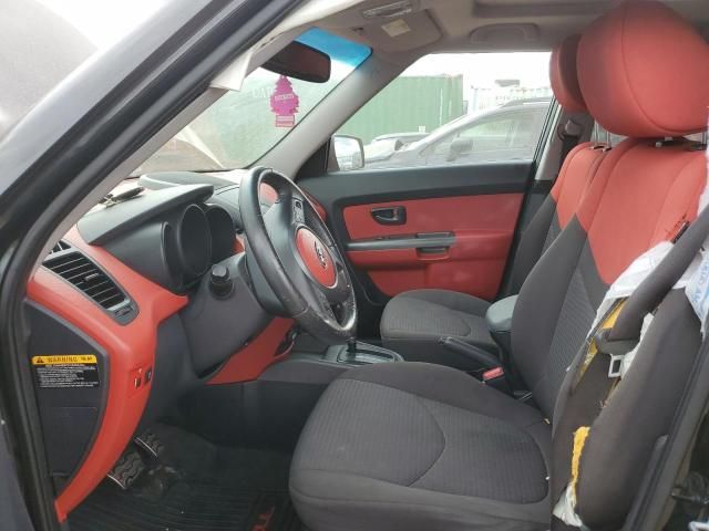 2010 KIA Soul +