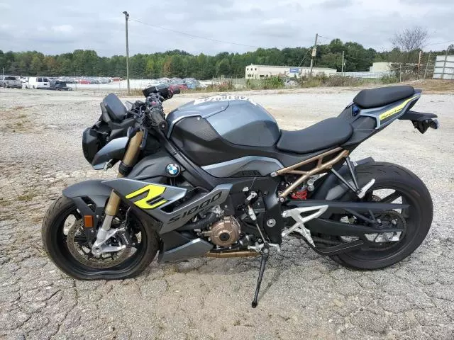 2024 BMW S 1000 R