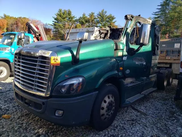 2015 Freightliner Cascadia 125