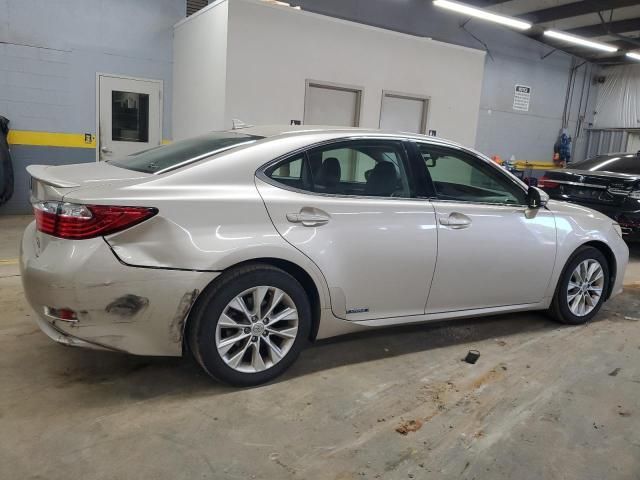 2013 Lexus ES 300H