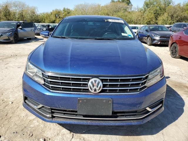 2016 Volkswagen Passat SE