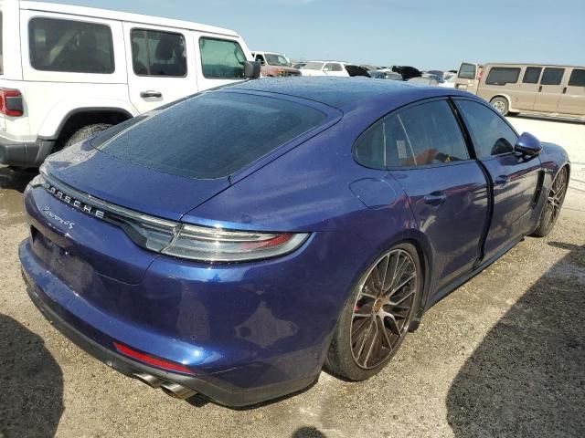 2022 Porsche Panamera 4S