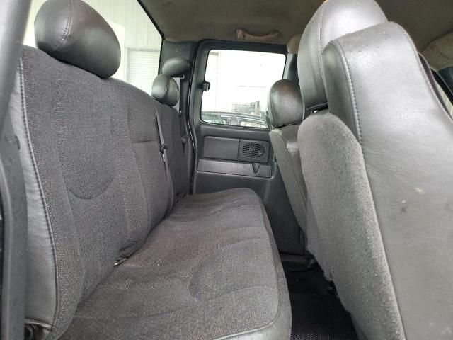 2006 Chevrolet Silverado C2500 Heavy Duty