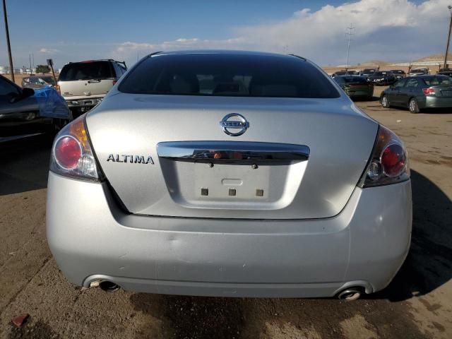 2010 Nissan Altima Base