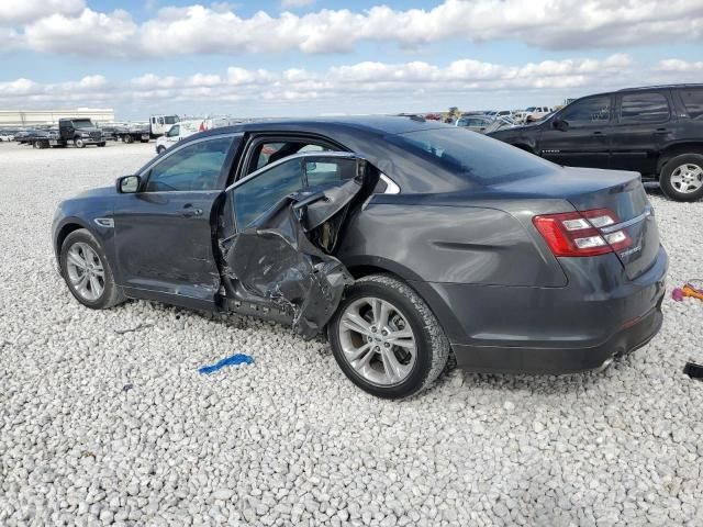 2018 Ford Taurus SEL