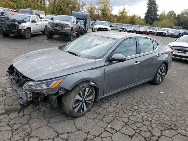 2022 Nissan Altima SV