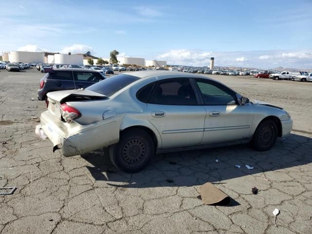 2005 Ford Taurus SE