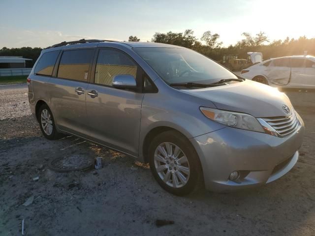 2013 Toyota Sienna XLE