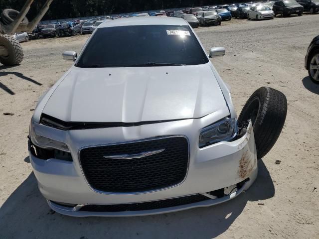 2015 Chrysler 300 Limited