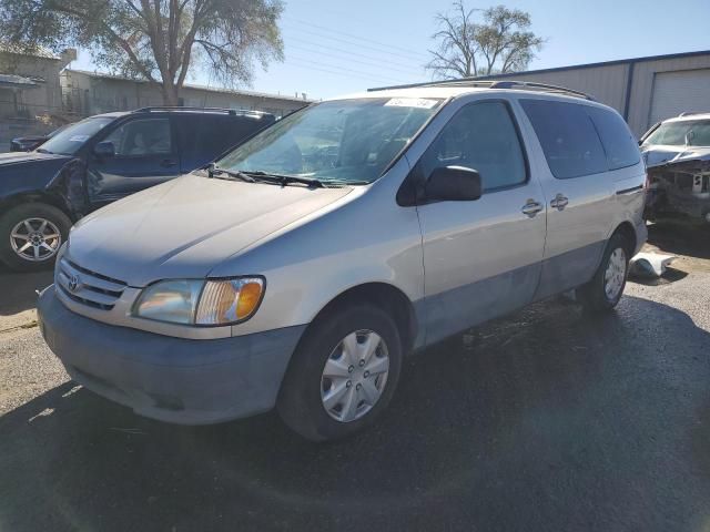 2003 Toyota Sienna CE