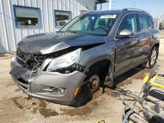 2010 Volkswagen Tiguan SE