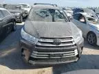 2017 Toyota Highlander SE