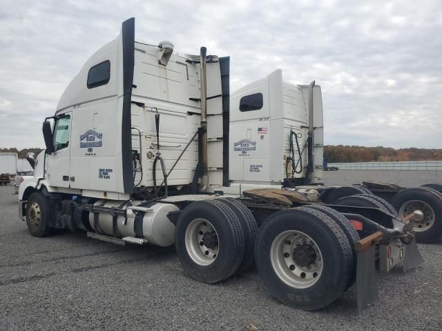 2012 Volvo VN VNL