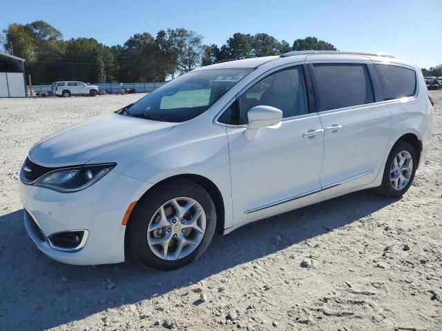 2017 Chrysler Pacifica Touring L Plus