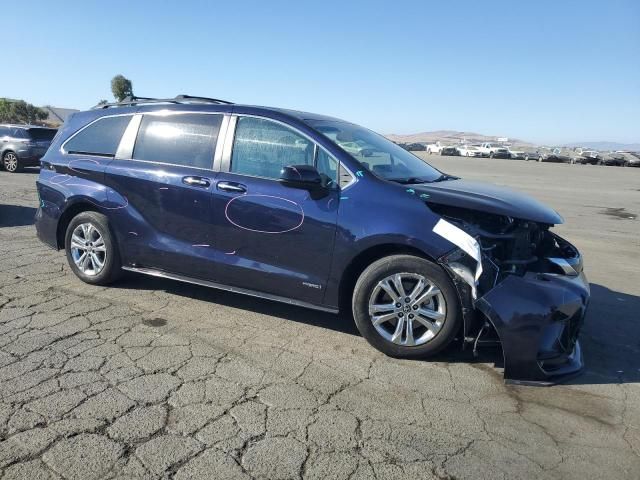 2021 Toyota Sienna XSE