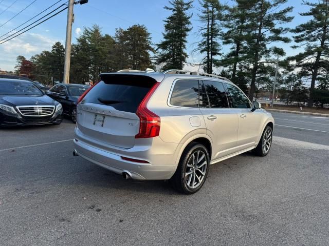 2019 Volvo XC90 T5 Momentum