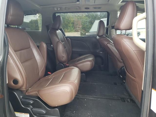 2015 Toyota Sienna XLE