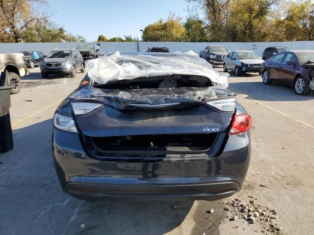 2017 Chrysler 200 LX