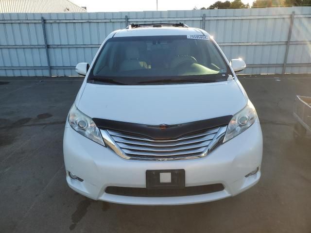 2014 Toyota Sienna XLE