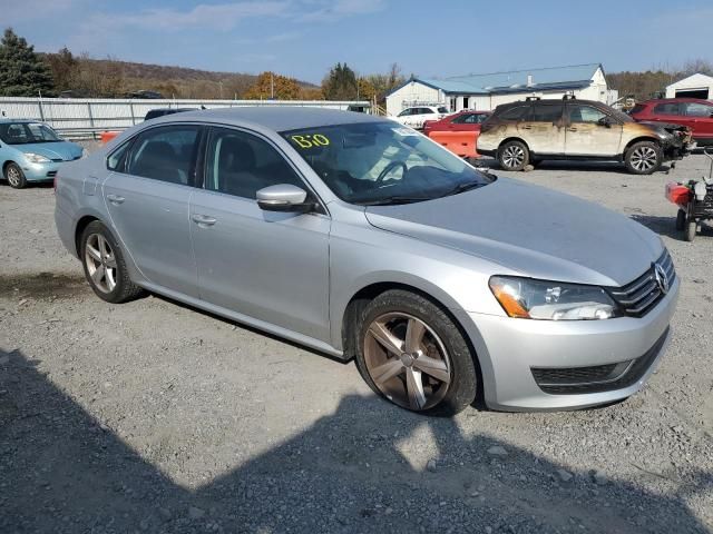 2014 Volkswagen Passat SE