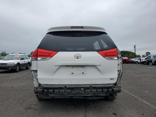 2011 Toyota Sienna XLE