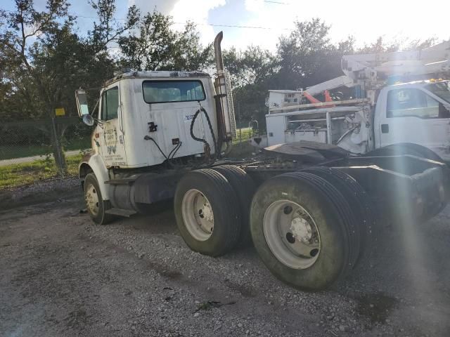 1995 International 8000 8100