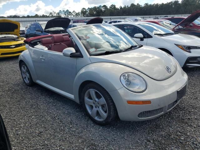 2009 Volkswagen New Beetle Blush Edition