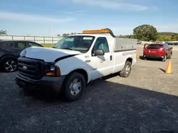 Salvage trucks for sale at Mcfarland, WI auction: 2006 Ford F250 Super Duty