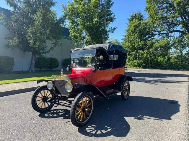 1920 Ford 1915  Ford                        Model T