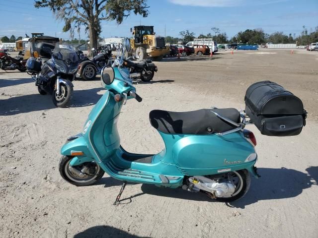 2013 Vespa LX 50